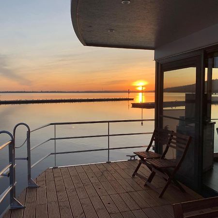 Hausboote Marina Braunsbedra Villa Bagian luar foto
