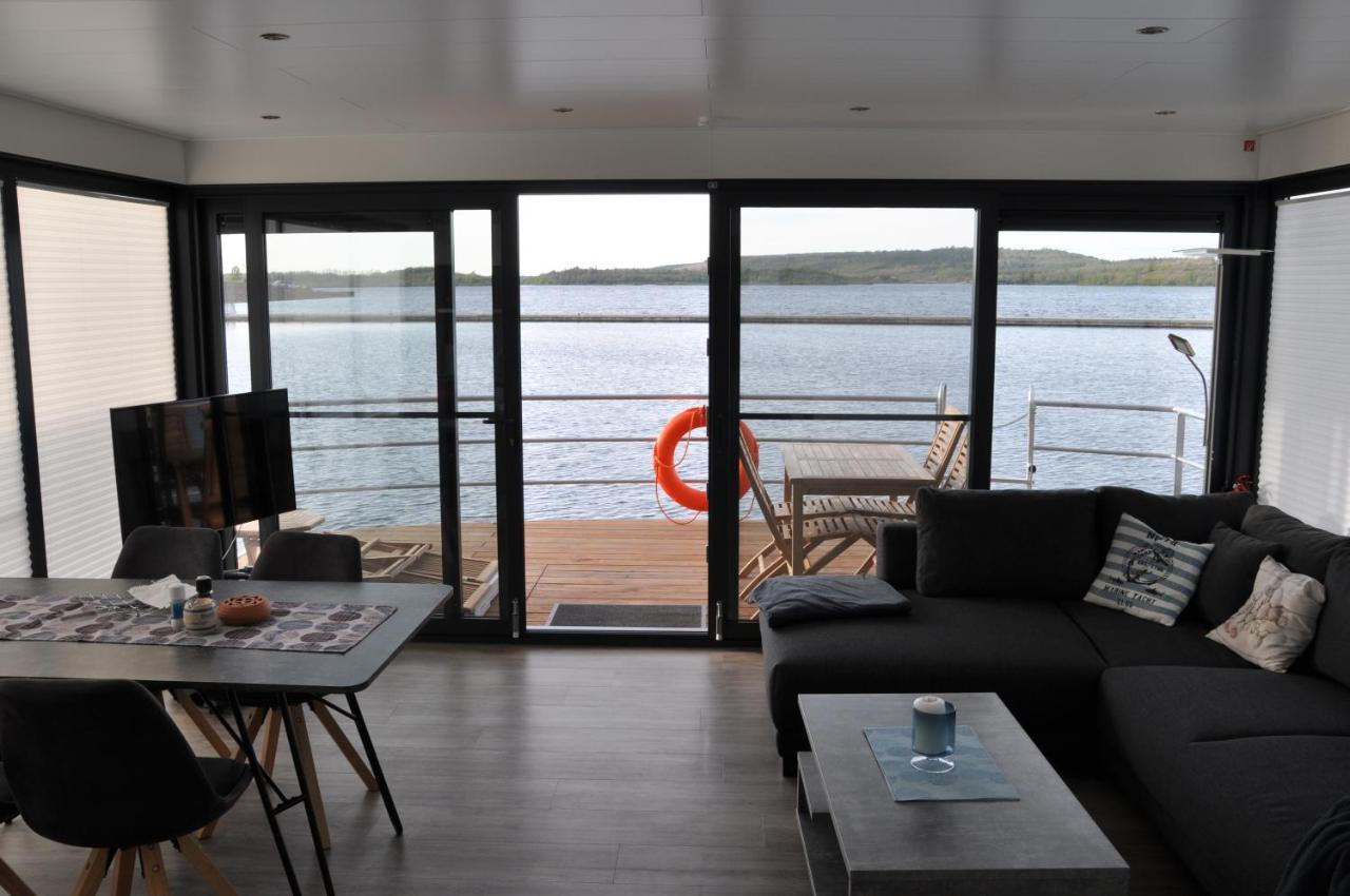 Hausboote Marina Braunsbedra Villa Bagian luar foto