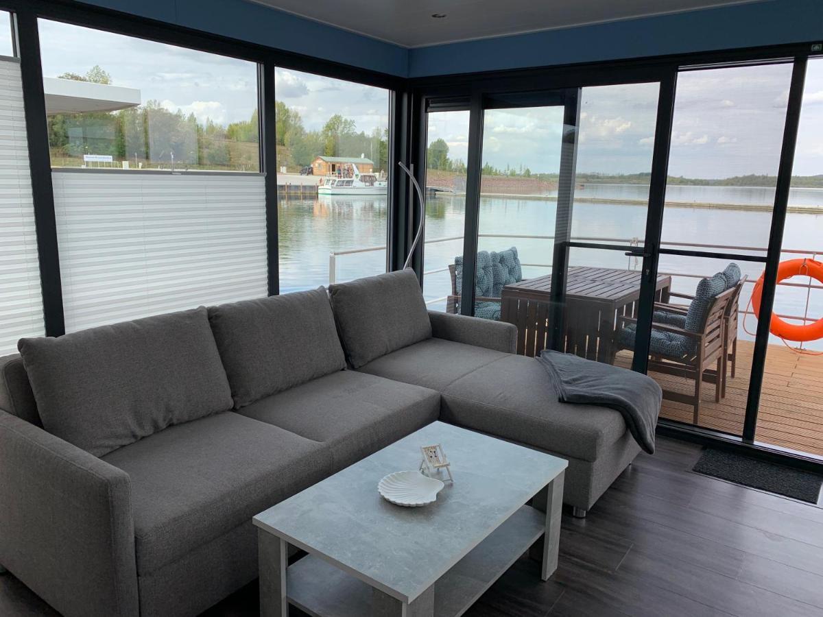 Hausboote Marina Braunsbedra Villa Bagian luar foto